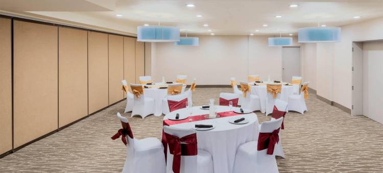 格伦伍德温泉拉昆塔温德姆套房酒店(La Quinta Inn & Suites by Wyndham Glenwood Springs)图片