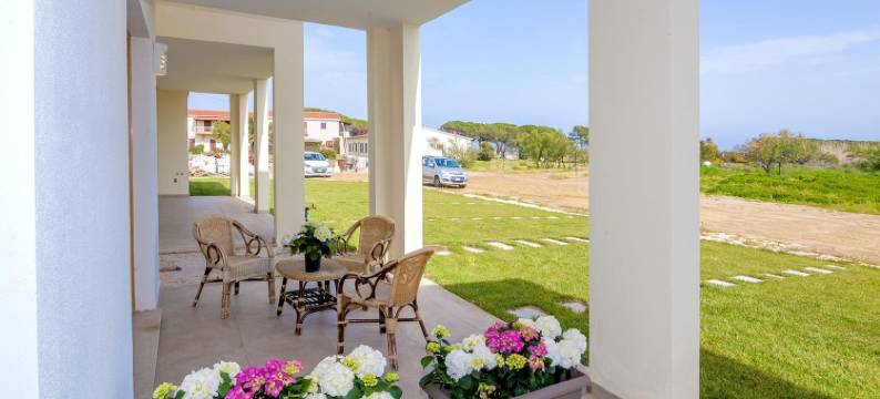 史黛拉滨海客房酒店(Stella Marina Budoni)图片