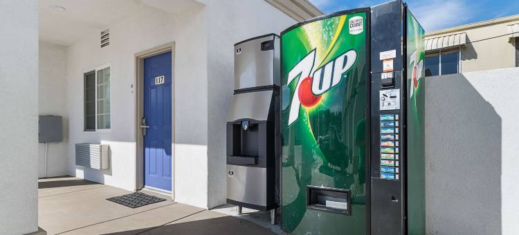 Motel 6洛米塔，加利福尼亚(Motel 6 Lomita, CA)图片