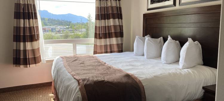 克雷斯顿华美达酒店(Ramada by Wyndham Creston)图片