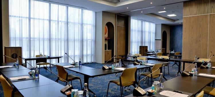 瀑布城庭苑酒店(Courtyard Hotel Waterfall City)图片