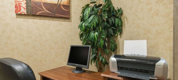 德卢斯湖畔漫步戴斯酒店(Days Inn by Wyndham Duluth Lakewalk)图片