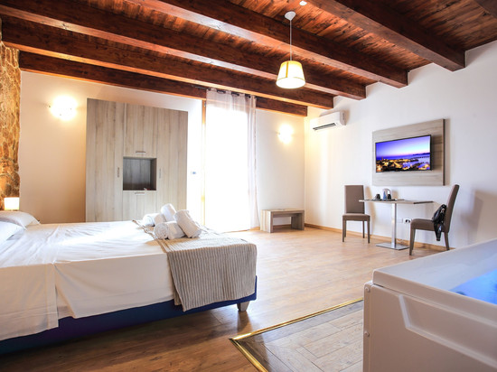 双 B - 魅力之家酒店