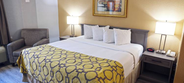 巴斯托66号公路呗盟套房酒店(Baymont by Wyndham Barstow Historic Route 66)图片