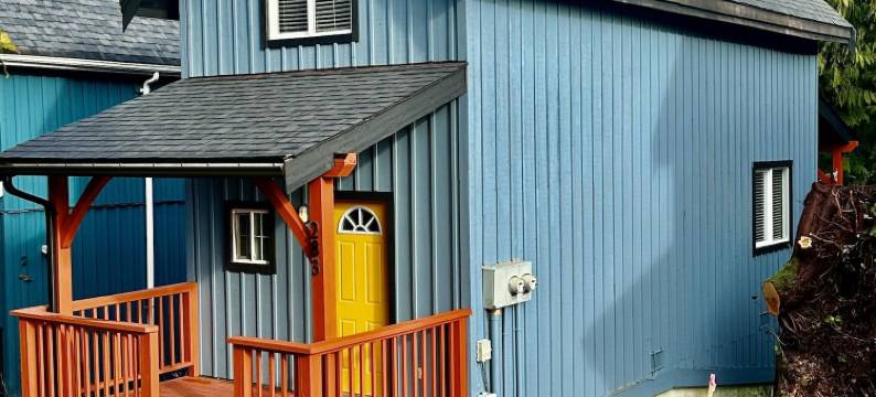 黑熊小屋酒店(Waterfront Timber Frame Cottage!)图片