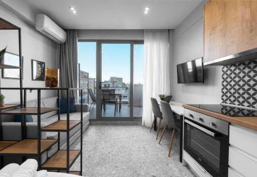 Avenue, Nilie Hospitality Mgmt Hotel Overview