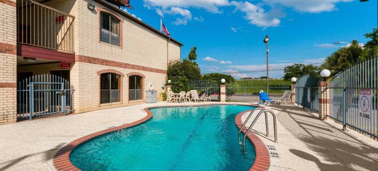 市中心附近大学凯艺酒店(Quality Inn University Near Downtown)图片