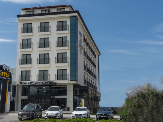 天使公园酒店