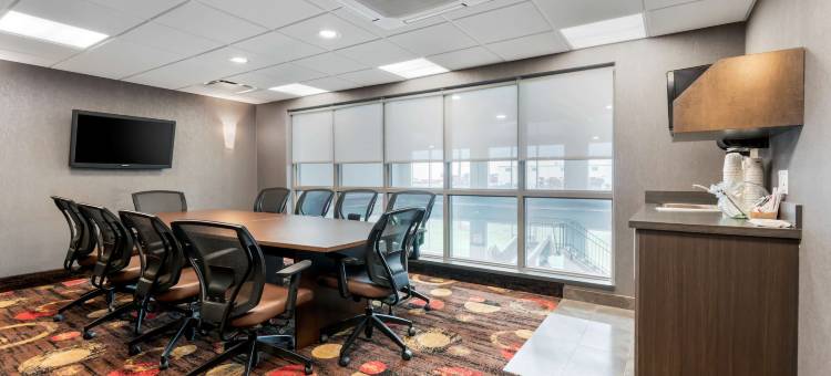 东门贝斯特韦斯特优质套房酒店(Best Western Plus Eastgate Inn  Suites)图片