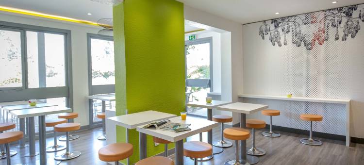 宜必思快捷裴吉斯圣拉斐尔 A8 酒店(Ibis Budget Fréjus Saint-Raphaël Capitou A8)图片