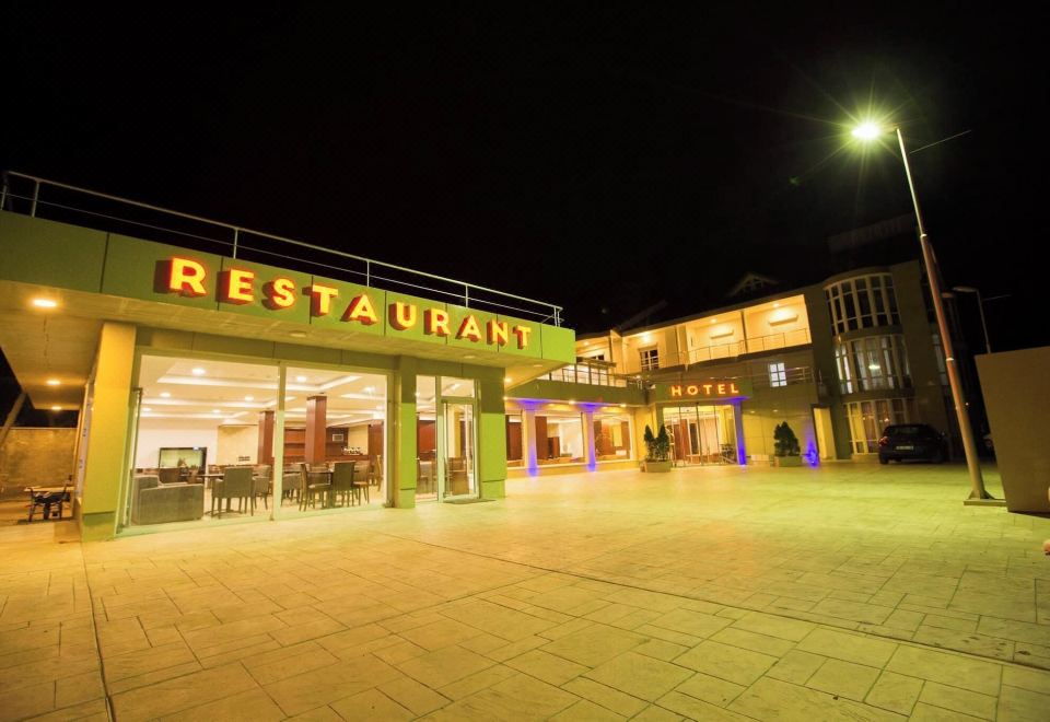 Petriti & Spa Over view