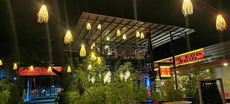 100 咖啡摩托旅舍(100% Cafe Moto Hostel)图片