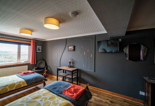 Burnside Cottage Hotel Overview