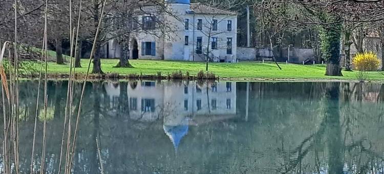 索默迪耶于埃区旅馆酒店(Lodge Hôtel de Sommedieue Verdun)图片