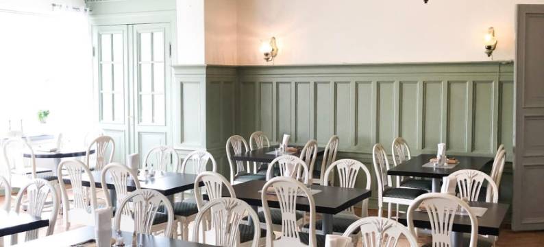 华布亚斯缇外瑞库德宾馆(Sjöbo Gästgifvaregård)图片