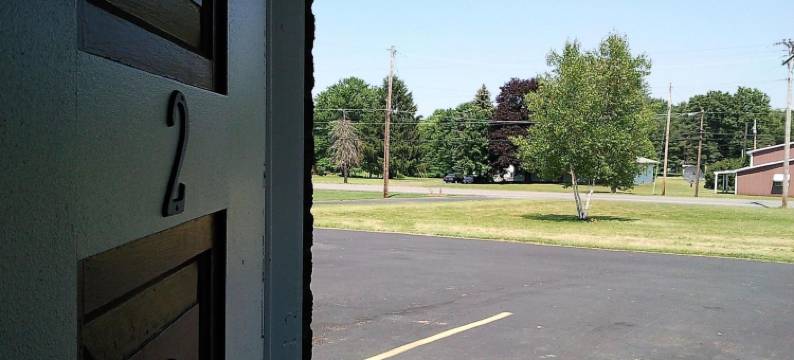 默瑟-格罗夫市科洛尼酒店(Colonial Inn Mercer-Grove City)图片