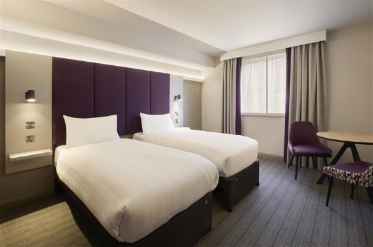 Premier Inn London Ealing Hotel Overview