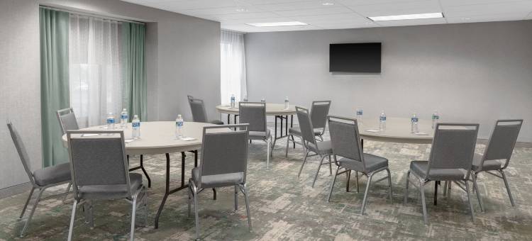 哥伦布机场Homewood套房酒店(Homewood Suites by Hilton Columbus - Airport)图片