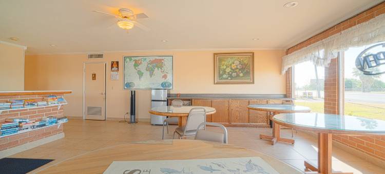 OYO Weslaco Mercedes经营的Vali Ho汽车旅馆(Vali Ho Motel by OYO Weslaco Mercedes)图片