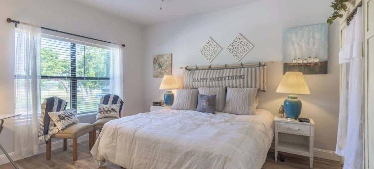 La Casita：有热水浴缸和火坑，距离弗雷德15分钟(La Casita: Hot-Tub & Firepit, 15 Min to Fred!)图片