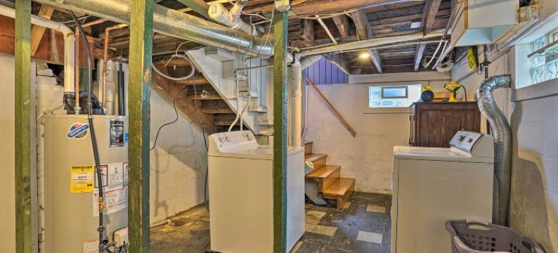 四季适宜的大港度假处，配有甲板！(All-Season Grand Haven Getaway with Deck!)图片