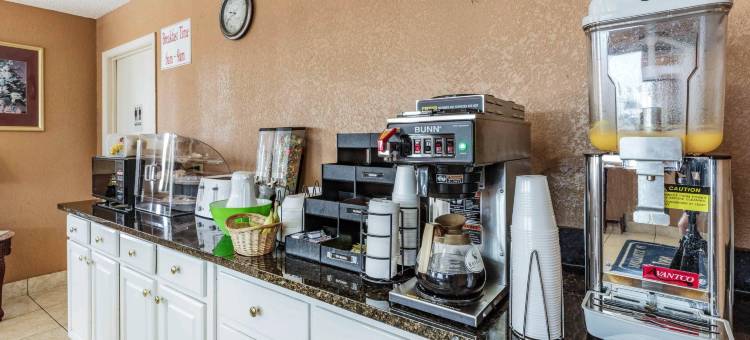 普拉特维尔I-65罗德威酒店(Rodeway Inn Prattville I-65)图片