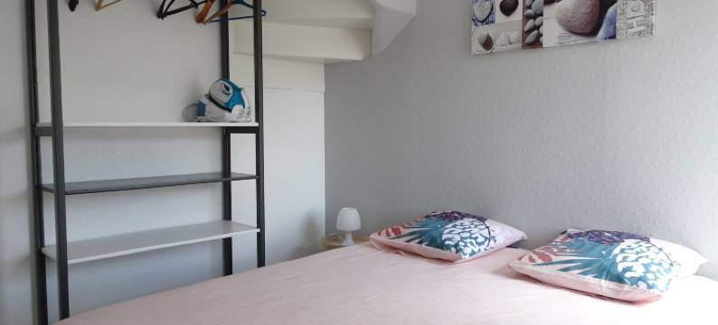 Stone House in Bricqueville near Sandy Beach图片