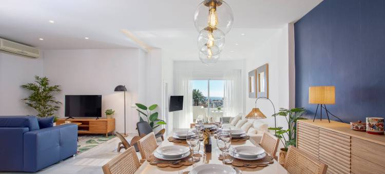 Exclusive 2BD apartment with private terrace in Marbella. Royal Gardens图片