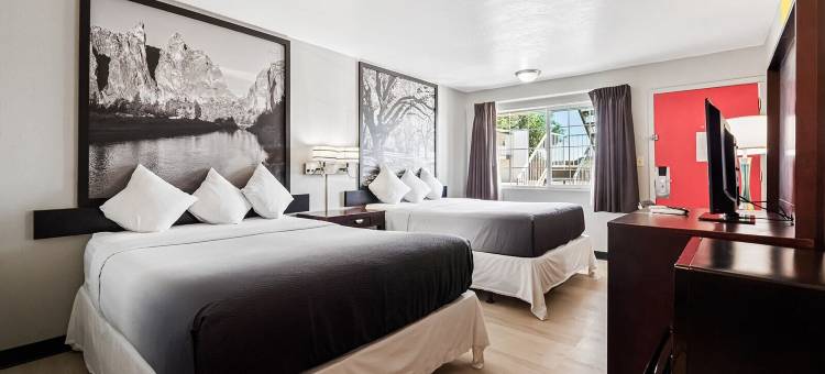 安大略速8酒店(Super 8 by Wyndham Ontario)图片