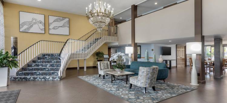 棕榈滩湖群贝斯特韦斯特酒店(Best Western Palm Beach Lakes)图片