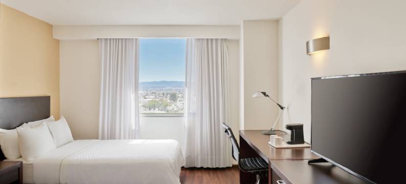 节日酒店快捷 杜兰戈(Fiesta Inn Express Durango)图片