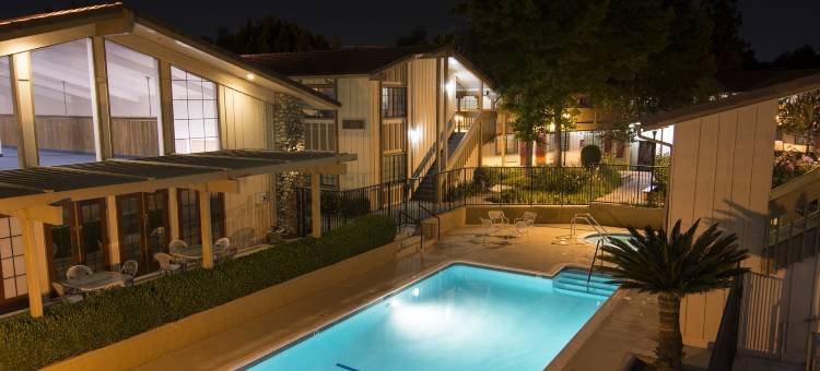 圣迪马斯红顶酒店-展览中心(Red Roof Inn San Dimas - Fairplex)图片