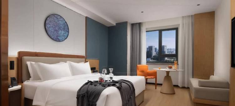 如家旗下UP华驿精选酒店(长沙芙蓉广场店)图片