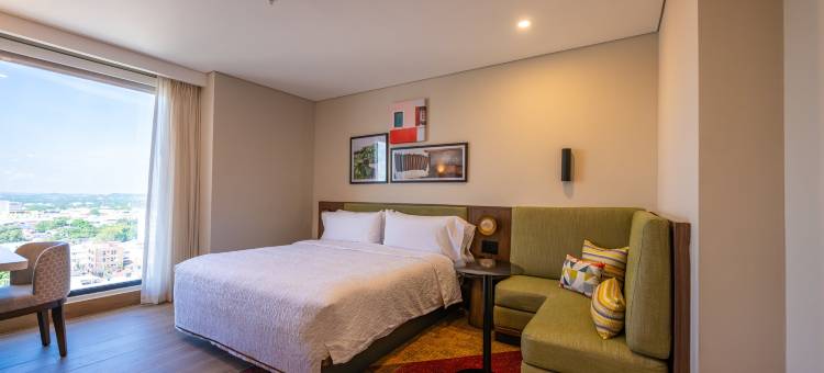 希尔顿欢朋酒店圣地亚哥-德洛斯卡瓦列罗斯(Hampton by Hilton Santiago de Los Caballeros)图片