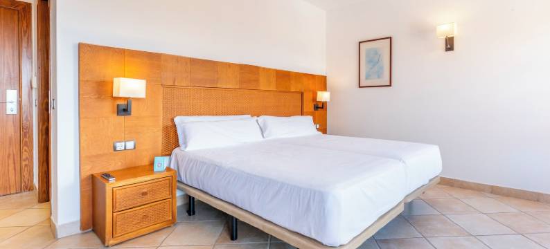 巴库尔哦尼斯太阳海岸(Bakour Oh Nice Costa del Sol)图片