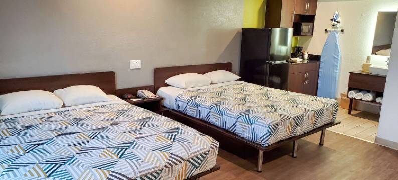 加利福尼亚国家城市开放式客房酒店 6 - 圣迭戈海军基地(Studio 6 National City, CA - Naval Base San Diego)图片