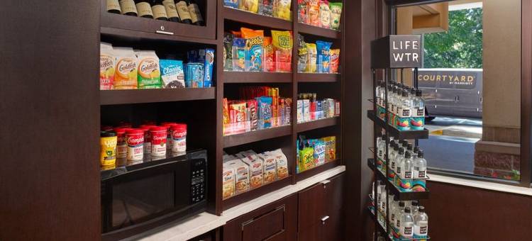 亚特兰大阿尔夫拉茨万怡酒店(Courtyard Atlanta Alpharetta)图片