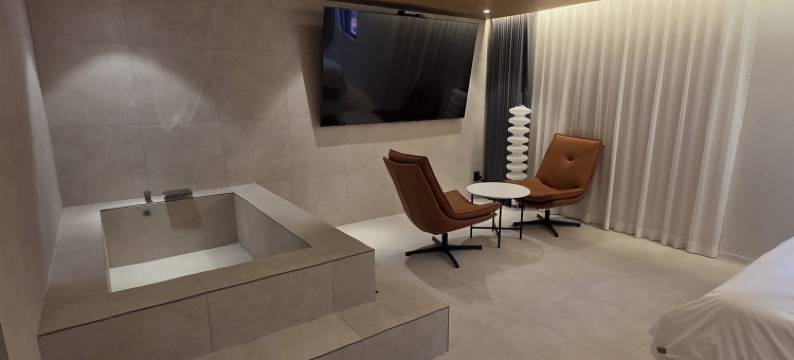 Gwangju Brown Dot Cheomdan图片