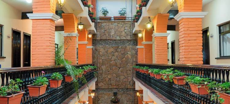 图斯特拉-古铁雷斯中心卡门酒店(Hotel del Carmen, en El Centro- Desayuno Incluido !)图片