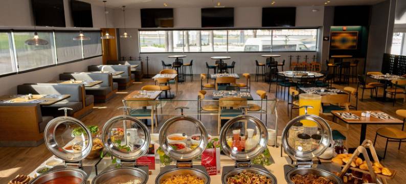 宜必思蒙特雷机场酒店(Ibis Monterrey Aeropuerto)图片