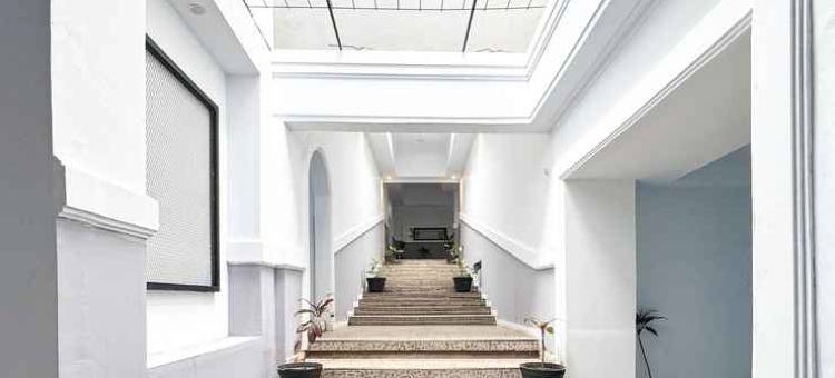 RedDoorz Syariah at Sultana Guest House图片