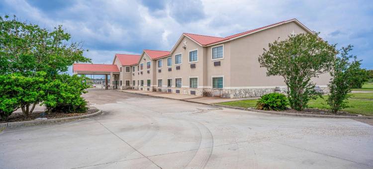 比维尔温德姆戴斯套房酒店(Days Inn & Suites by Wyndham Beeville)图片