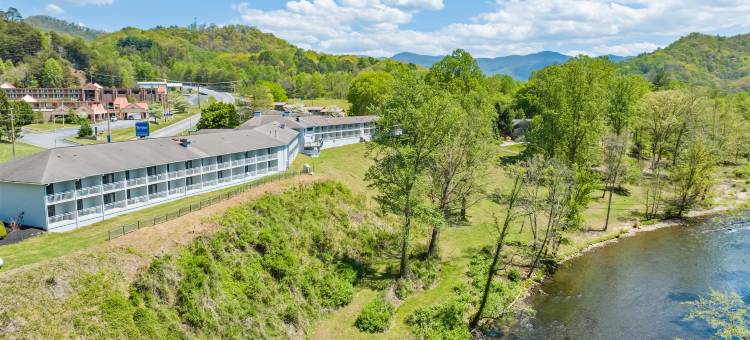 切罗基河畔贝斯特韦斯特SureStay酒店(SureStay by Best Western Cherokee on the River)图片