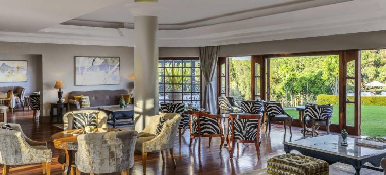 费尔蒙肯尼亚山狩猎俱乐部酒店(Fairmont Mount Kenya Safari Club)图片
