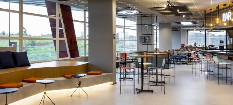 宜必思阿鲁雅酒店(Ibis Aruja)图片