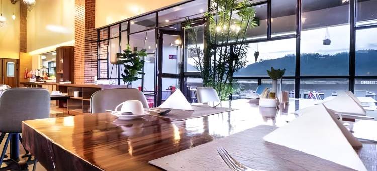 Gayo Petro Hotel图片