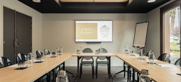 德尔图尔勒普恩维利吉利亚德直营酒店(Deltour Hotel le Puy En Velay)图片