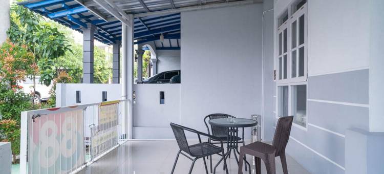 妮娜 RedPartner 森图尔文化公园酒店(Nina House Near Taman Budaya Sentul RedPartner)图片