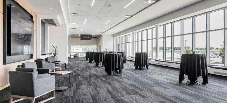 莱维斯福朋喜来登酒店及会议中心(Four Points by Sheraton Lévis Convention Centre)图片