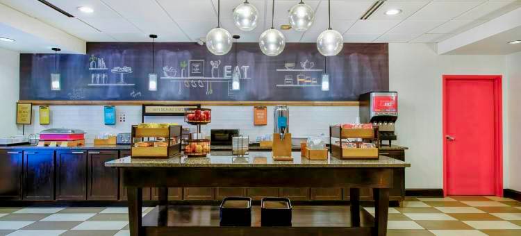 希尔顿欢朋酒店-科特兰德(Hampton Inn Cortland)图片